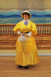 5 parasol in front no more presently